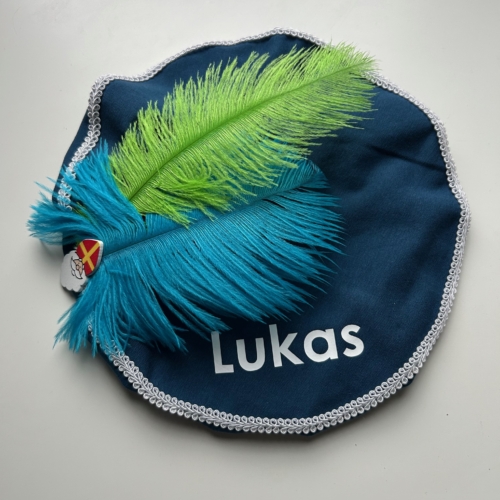 Blauwe Pietenmuts met veer en naam